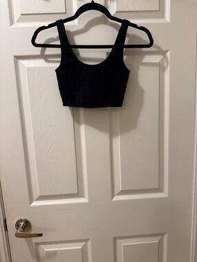 Wilfred Black Cropped Scoop Tank